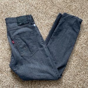 511 Levi’s 33x30